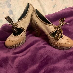 These heels are so much fun!
